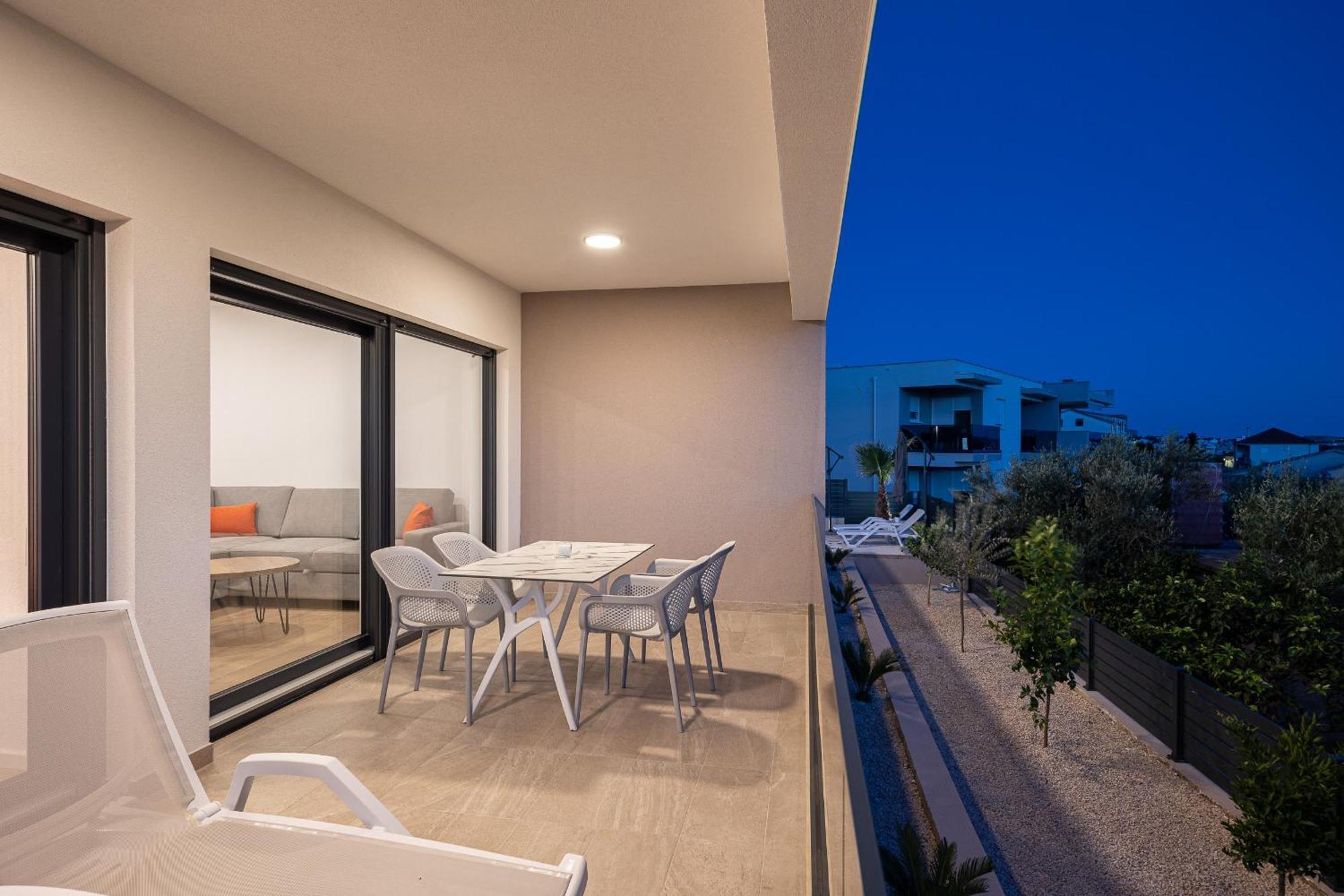 אוקרוג גורניי Adriatic Garden Apartments מראה חיצוני תמונה